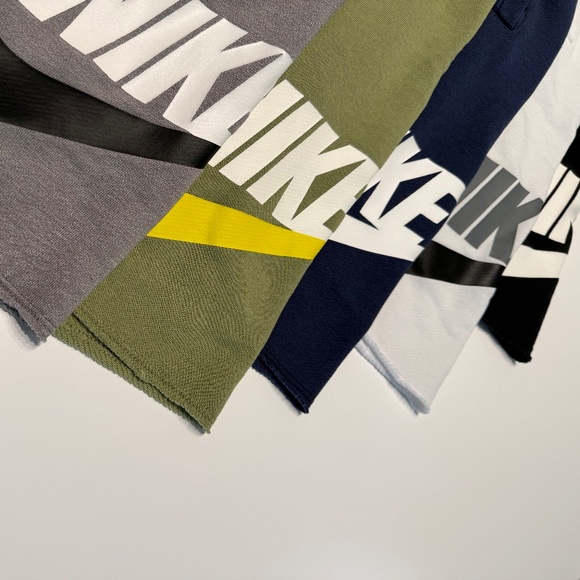 Men's Nike Fleece Short Bundle - 5 Pair - Picture 5 of 6